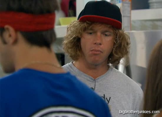Big Brother 18 – Kick Them Out Early; Live Eviction