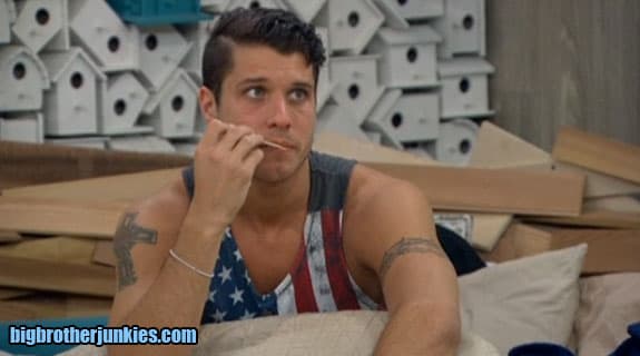 Big Brother 16 – Fans Stir Up The BB House