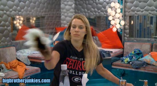 Big Brother 17 – Re-Nom Live Update Thread