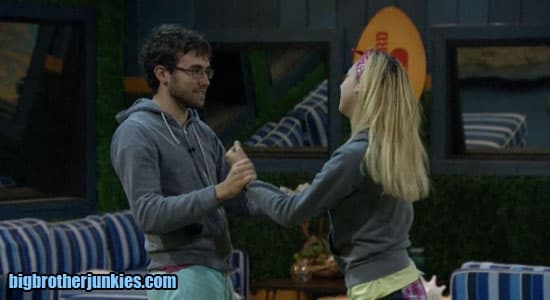 Big Brother 17 – Wednesday Live Feeds