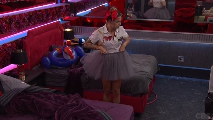 Big Brother 19 – The Christmas Situation