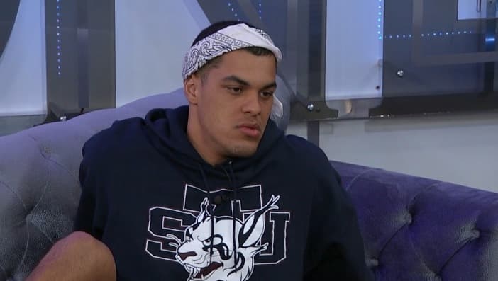 Big Brother 19 – Will Josh Ever Make A Move?