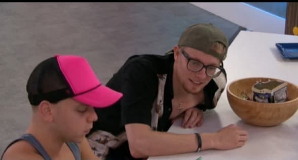 Big Brother 20 – Sunday Feed Updates