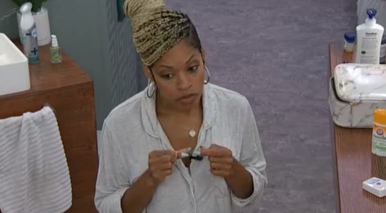 Big Brother 23 – Thursday Afternoon Talk. Will There Be A Flip?