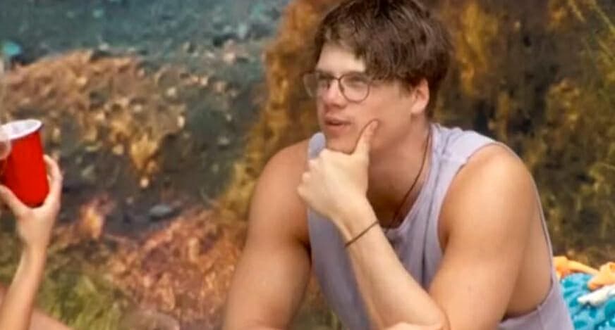 Live Eviction Thread!