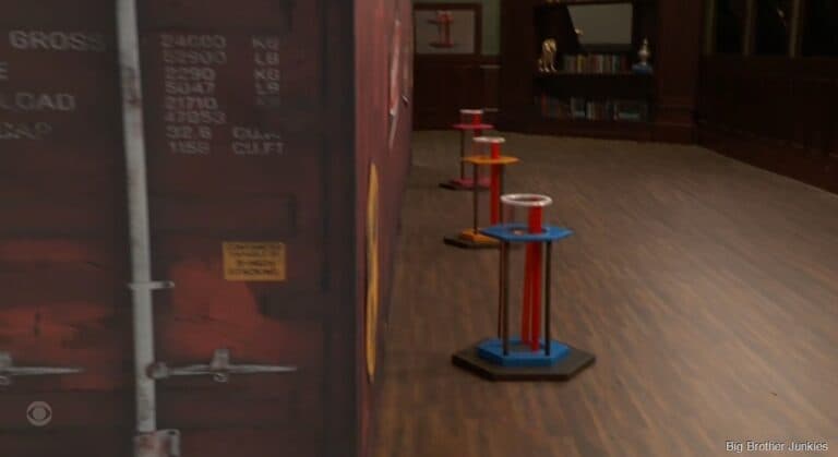 Reminder – Keanu has the advantage here because of his reach