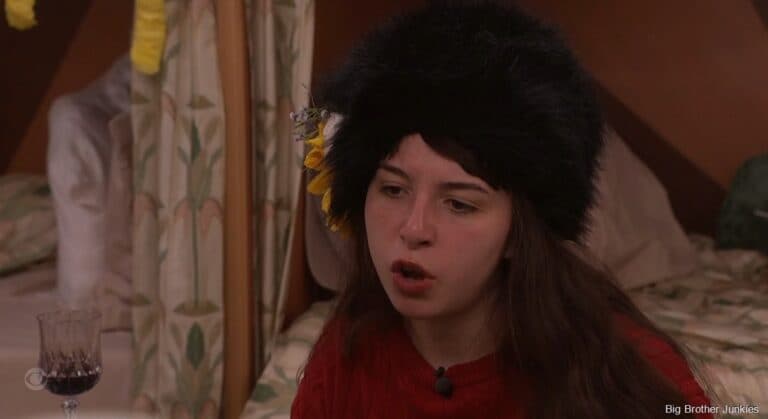 Ava “what pisses me off about Vinnie is that he puts himself in these situations”