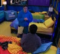 Izzy and Cirie speculatewhy Reilly picke her to host