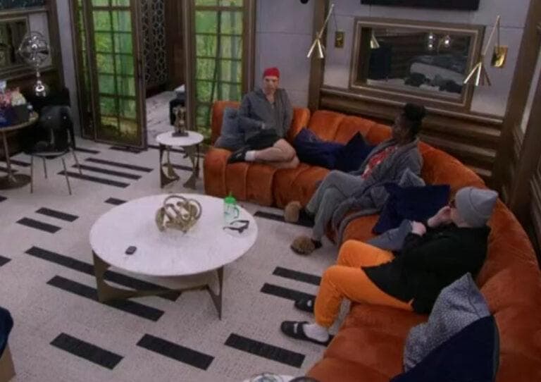 Hisam is upset in the hoh room because Jag sent BOWIE to the nether region after Jag told him he was sending Red