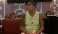 Nicole and Daniel talking in the HoH room