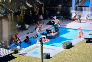 One of my favorite things about BB is watching them hang out by the pool