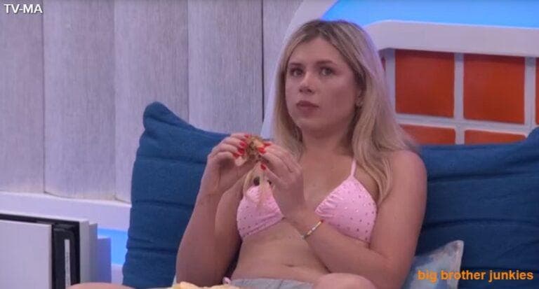 Leah and MJ back in the HoH room with Tucker