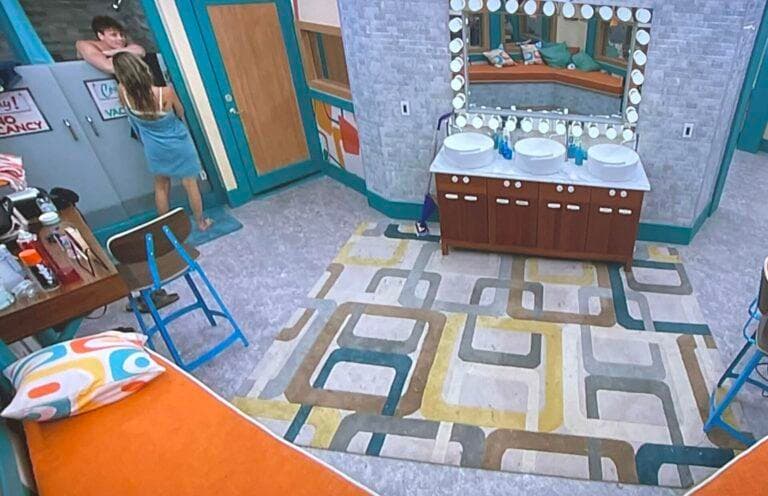 Kyle says all he thinks about it taking a shower with Alyssa