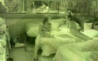 Ameerah complain to Alyssa about the noise