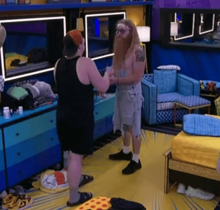 Izzy tries to cover up the plan to Red. She say she didn’t really know what they plan was, but she just wanted to support Felicia.