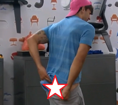 bb15-jeremy-wiping-hat-star