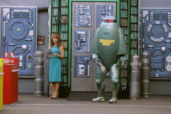Kathy Griffin Enters The House To Fix The Zingbot – PoV Recap
