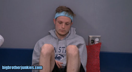 Big Brother 17 – Down But Not Out Live Feeds
